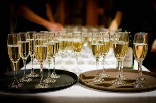 Champagne voted the UK’s favourite Christmas tipple!