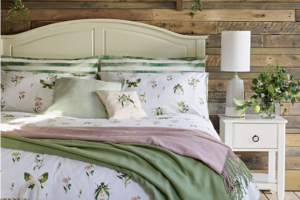 Supersoft Throws - Marks and Spencer