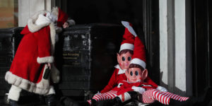 Two giant ELVES cause uproar in London