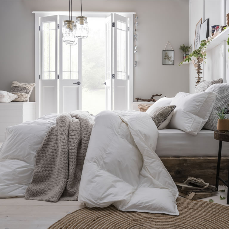 Best Down-Free Bed Linen - The Fine Bedding Company