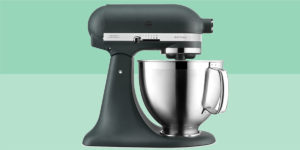 Christmas Gift Review 2019: KitchenAid Pebbled Palm Artisan 4.8L Stand Mixer