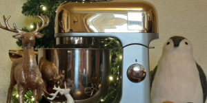 Christmas Gift Review 2019: Kenwood kMix Stand Mixer KMX760YG