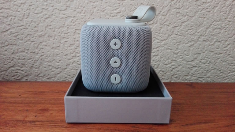 Image of Fresh 'N' Rebel Rockbox Bold S open