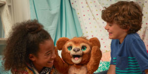 Christmas Gift Review 2019: FurReal Cubby The Curious Bear