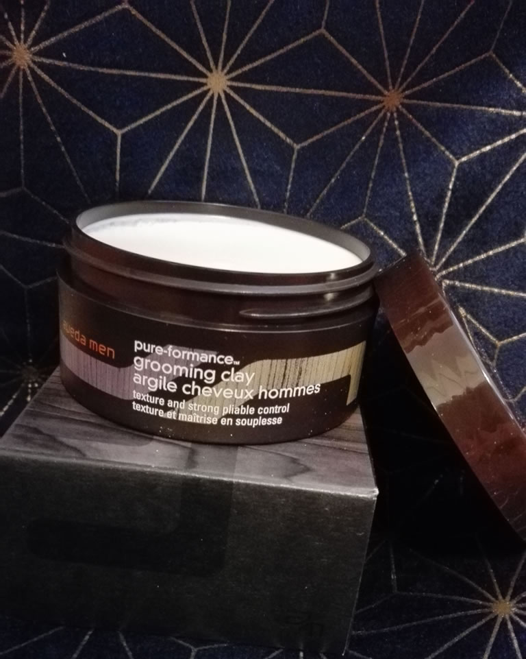 Lookfantastic Stocking grooming clay