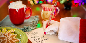 Santa & elves keep an eye on kids behaviour during lockdown