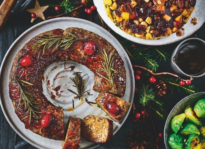 Marks and Spencer Christmas 2020 - Plant Kitchen Vegan festive wreath
