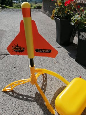 Stomp Rocket 3 Stunt Planes Setup