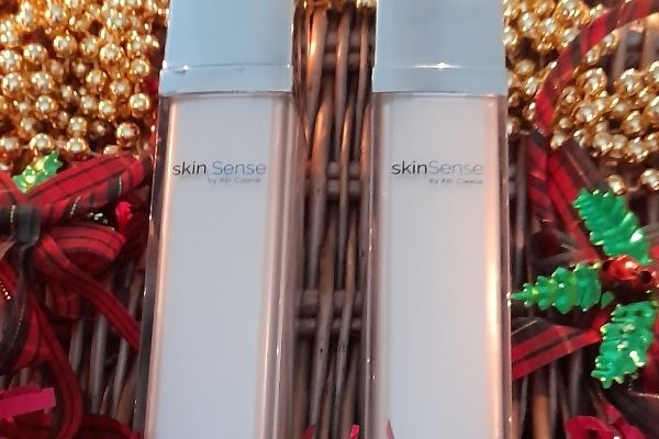 skinSense 5 Steps to Ultimate Hydration day and night creams
