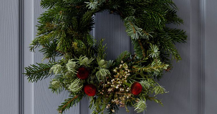 Ivyline Christmas Wreath