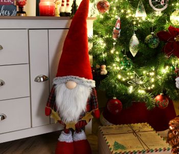 Christmas 2023 Tidings Gonk - Extendable Traditional Gonk with Gold Stars