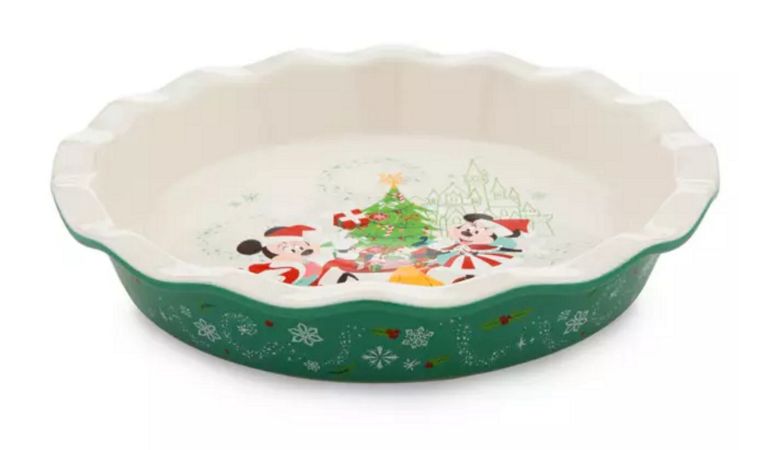 Disney Christmas 2023 - Mickey and Friends Christmas Pie Dish