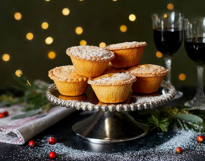 Biscuiteers Handmade Biscuiteers Mince Pies - £15