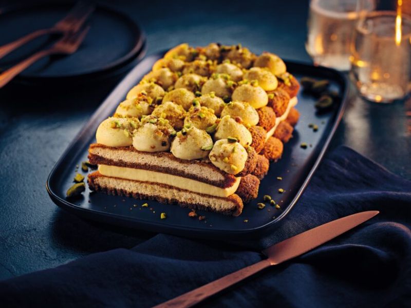 Aldi Christmas 2025 - Specially Selected Centrepiece Pistachio Tiramisu