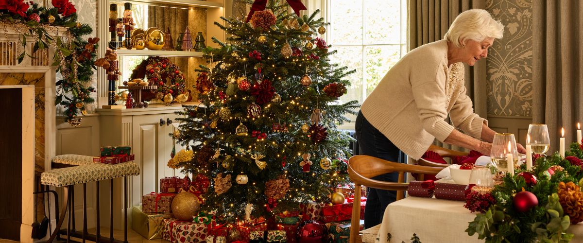 Dobbies Christmas 2026 Trends - Classic Noel Tree