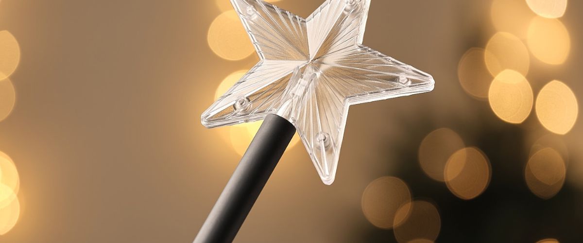This Christmas Magic Wand Remote Control Will Make You Feel Like An Actual Wizard