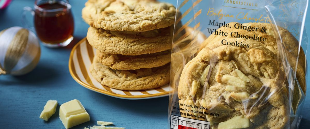 coop Gingerbread, Maple and White Chocolate Cookies